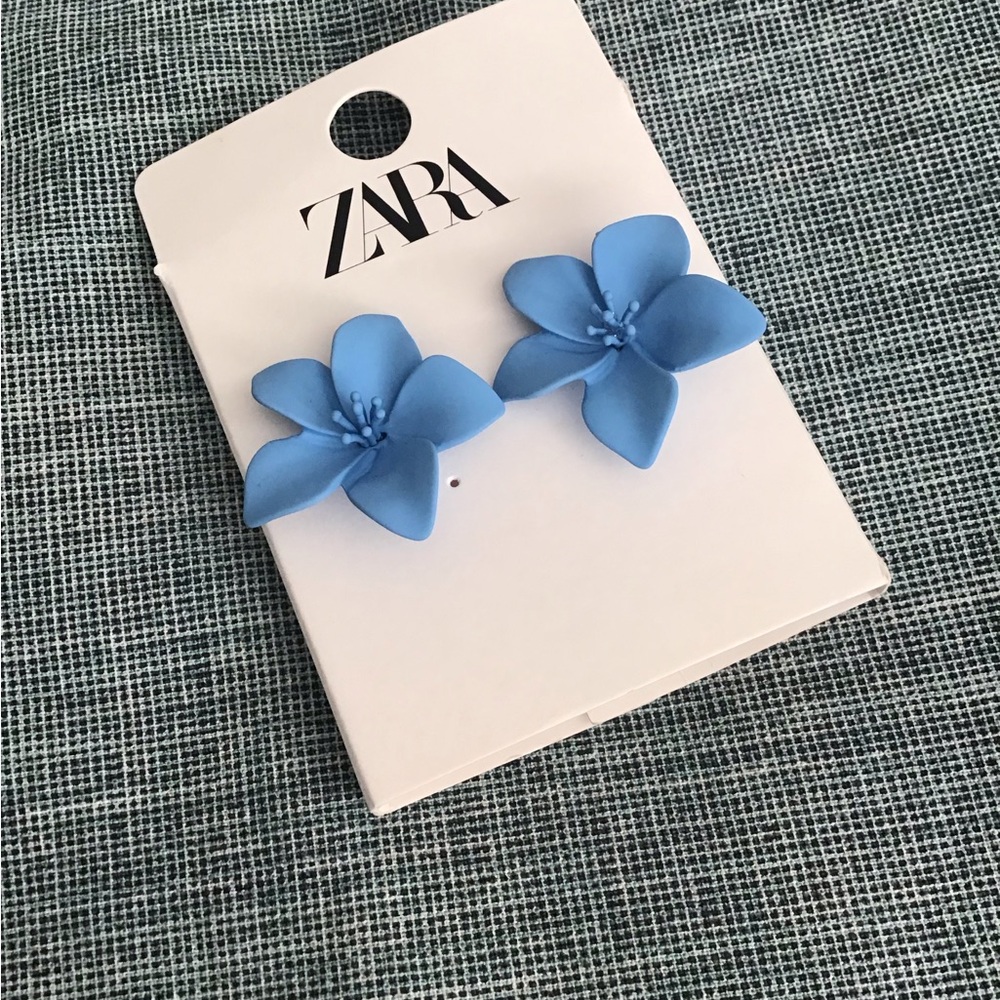 Zara Blue Floral Earrings